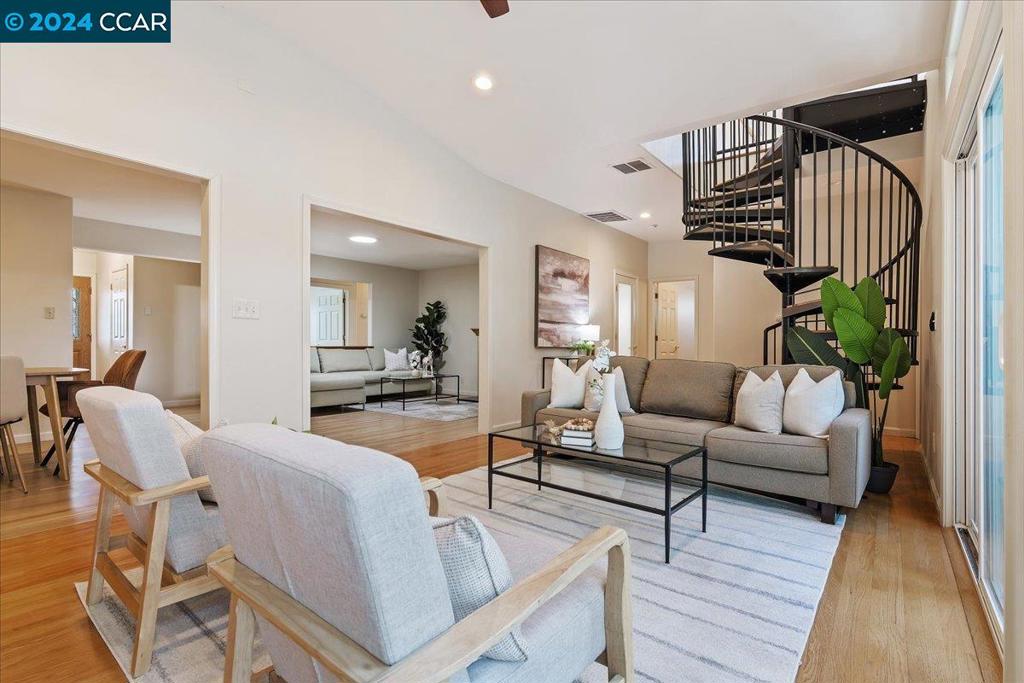 WALNUT LANDS - Residential