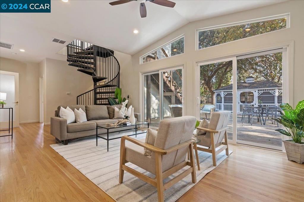 WALNUT LANDS - Residential