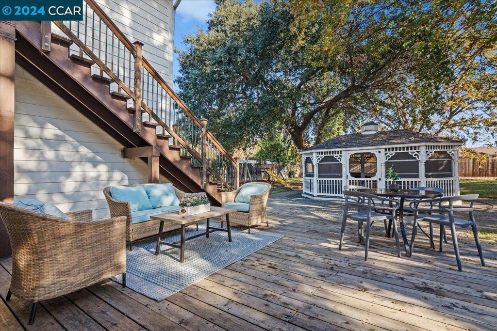 WALNUT LANDS - Residential