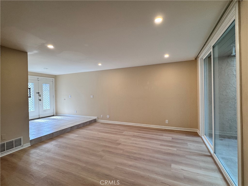 6519 E Paseo Diego