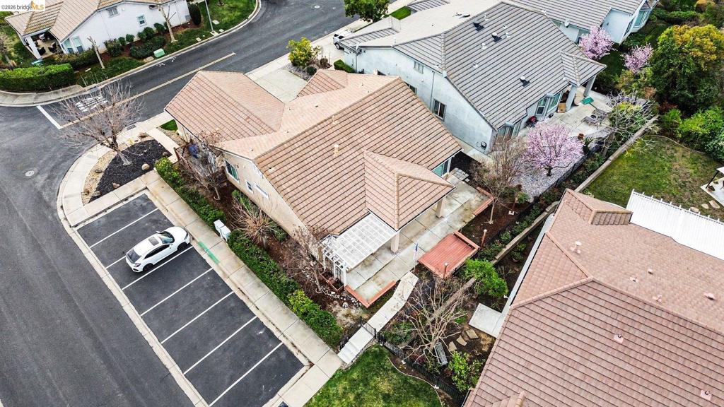 1014 Centennial Dr
