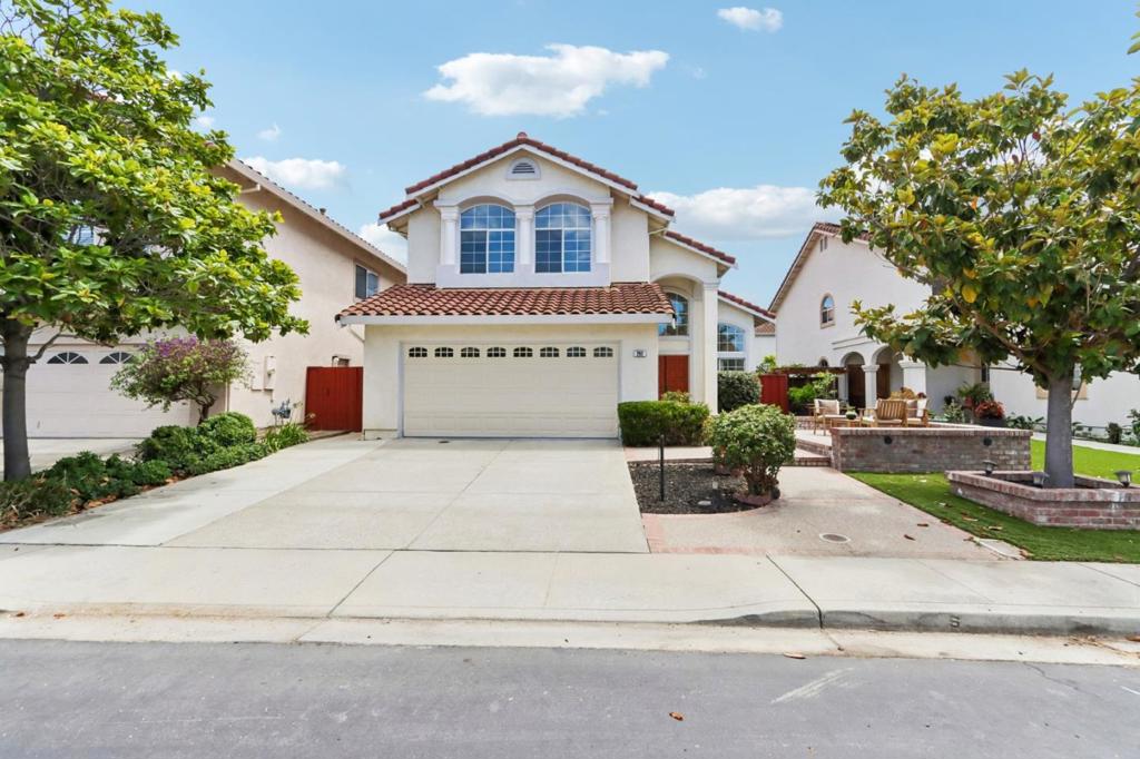 292 Silverlake Court