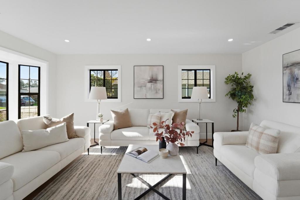 41392 Beatrice Street