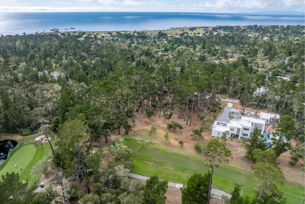 1070 Spyglass Woods Drive