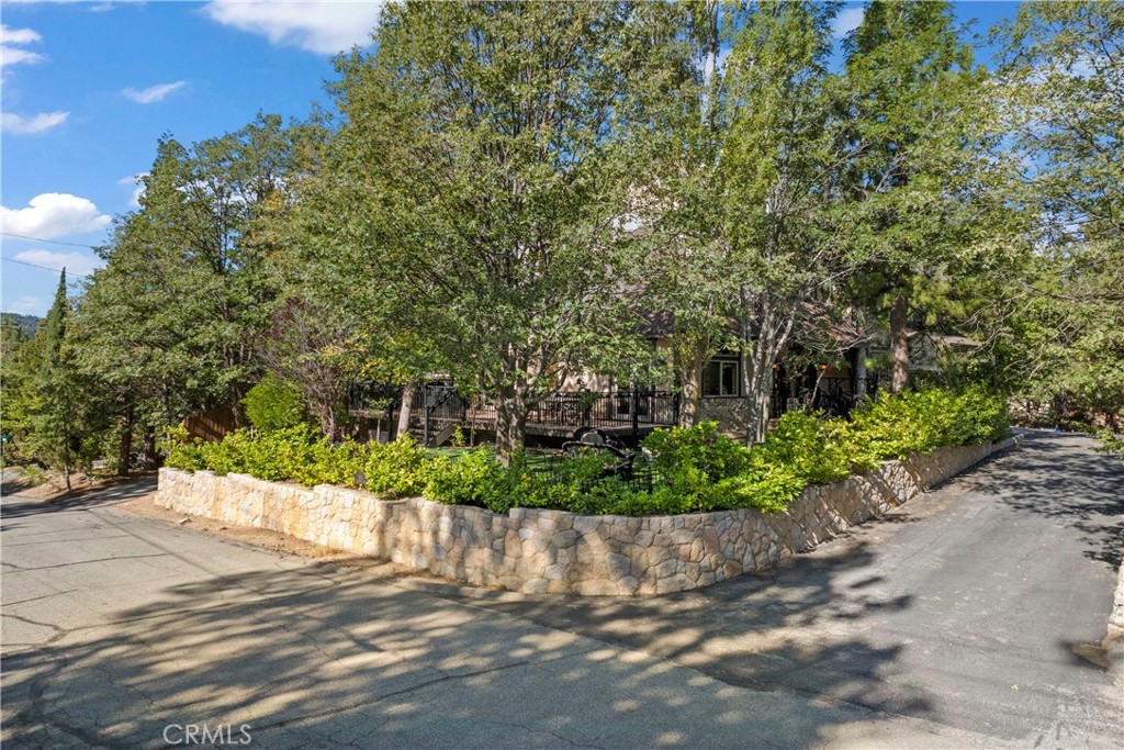 Arrowhead Woods (AWHW) - Residential