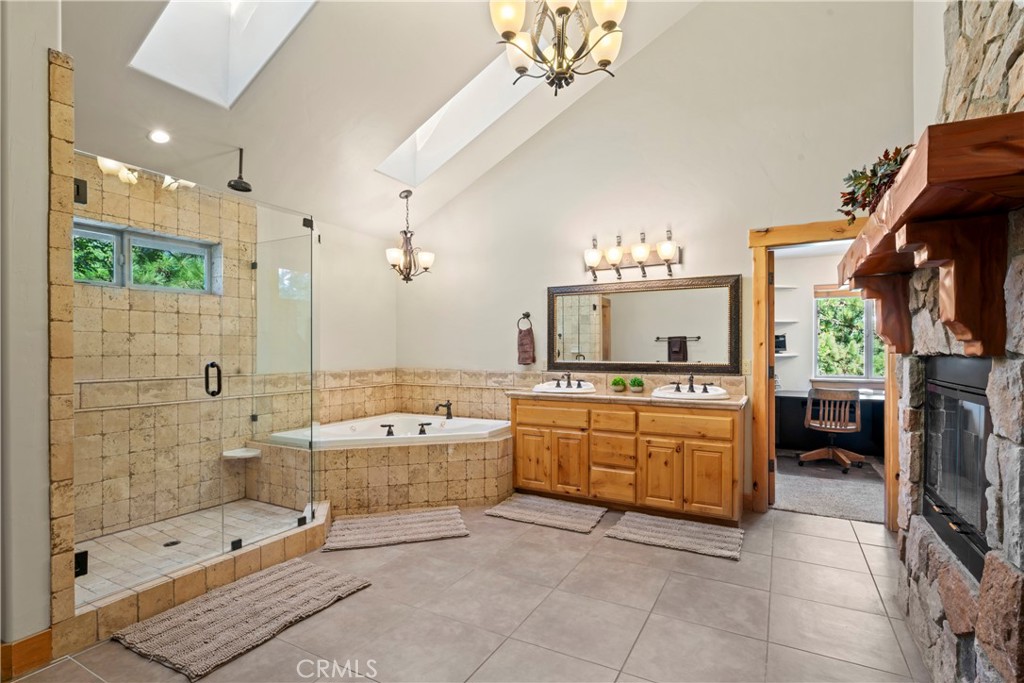 Arrowhead Woods (AWHW) - Residential
