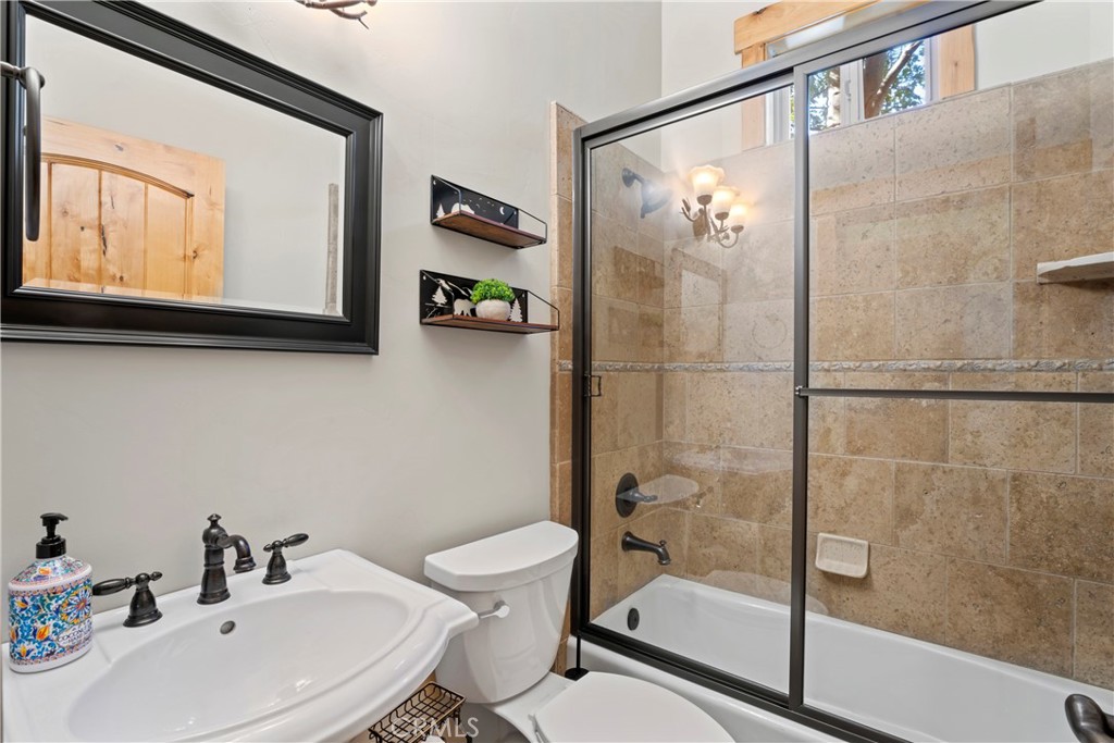 Arrowhead Woods (AWHW) - Residential