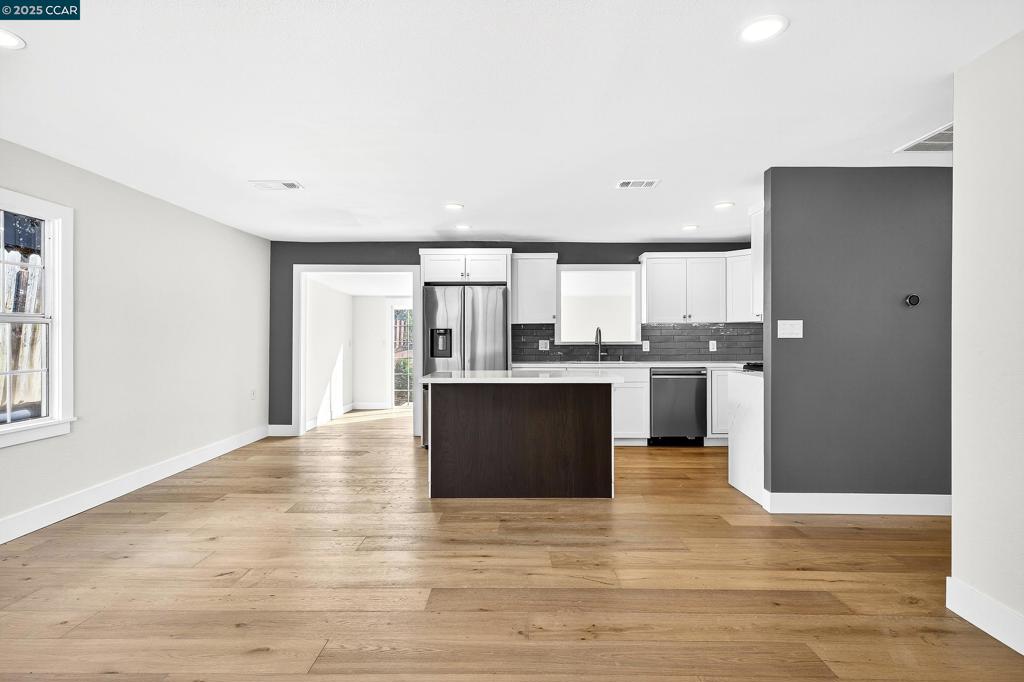 PINOLE ESTATES - Residential