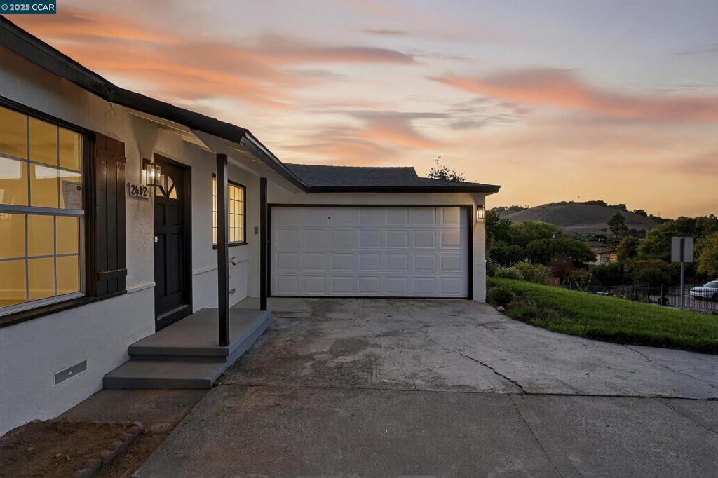 PINOLE ESTATES - Residential