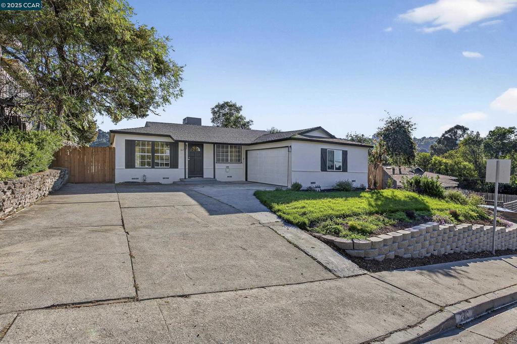 PINOLE ESTATES - Residential