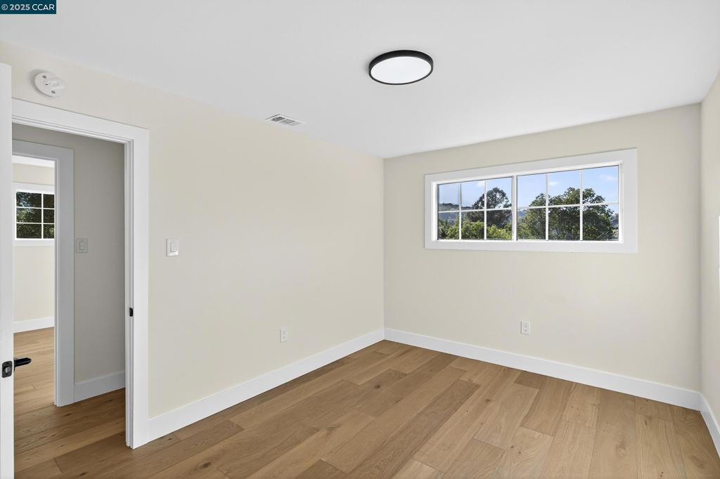 PINOLE ESTATES - Residential