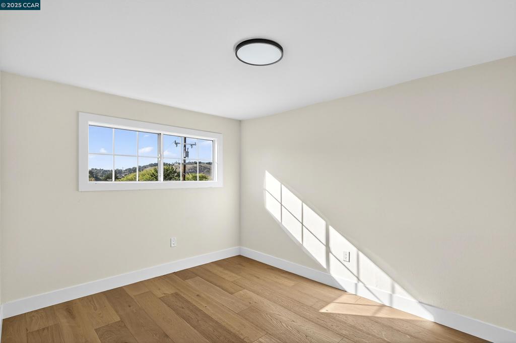 PINOLE ESTATES - Residential