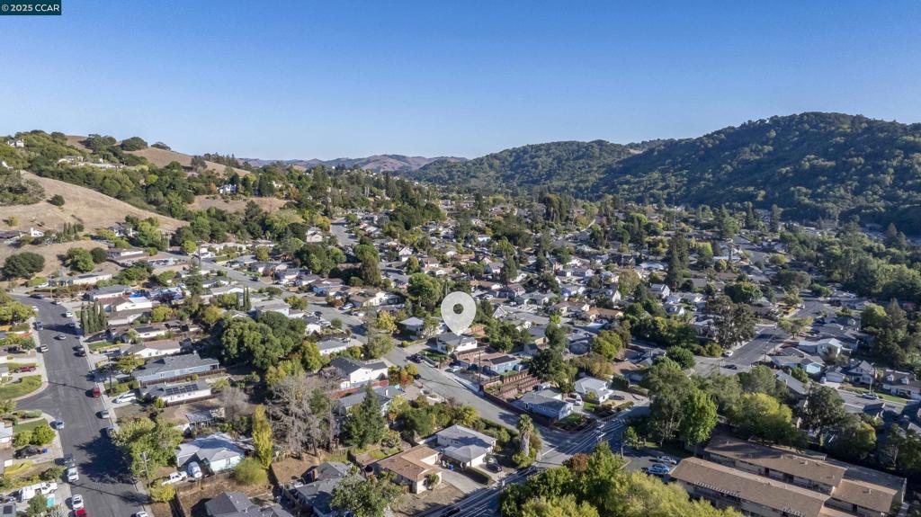 PINOLE ESTATES - Residential