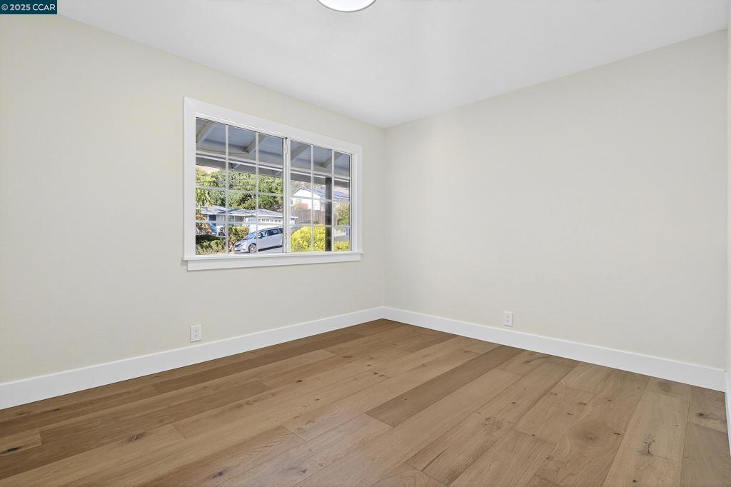 PINOLE ESTATES - Residential