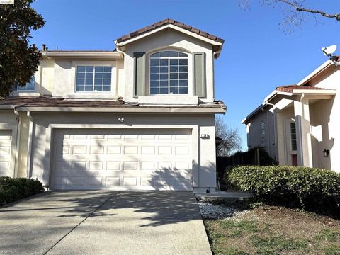 Photo of 1736 Nandina Ct, Antioch, CA 94531 (MLS # 41129053)