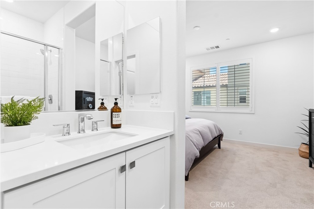 Oasis (OSIS) - Residential