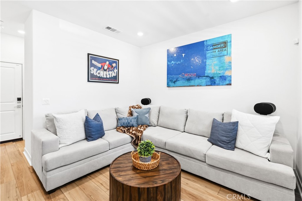 Oasis (OSIS) - Residential