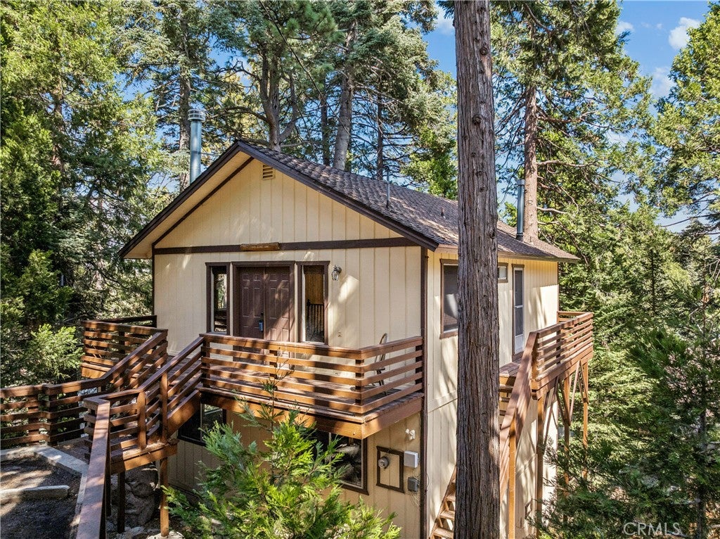 560 Rose Lane