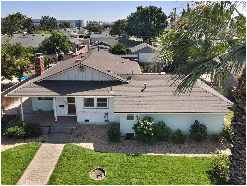 1420 E Commonwealth Avenue