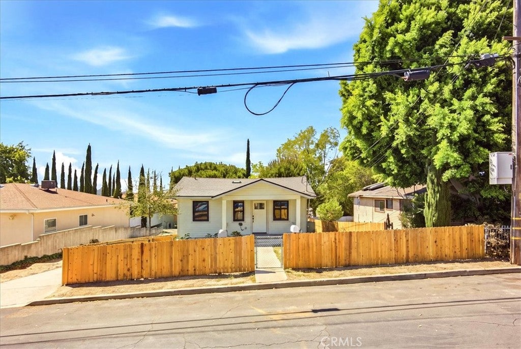 10237 Silverton