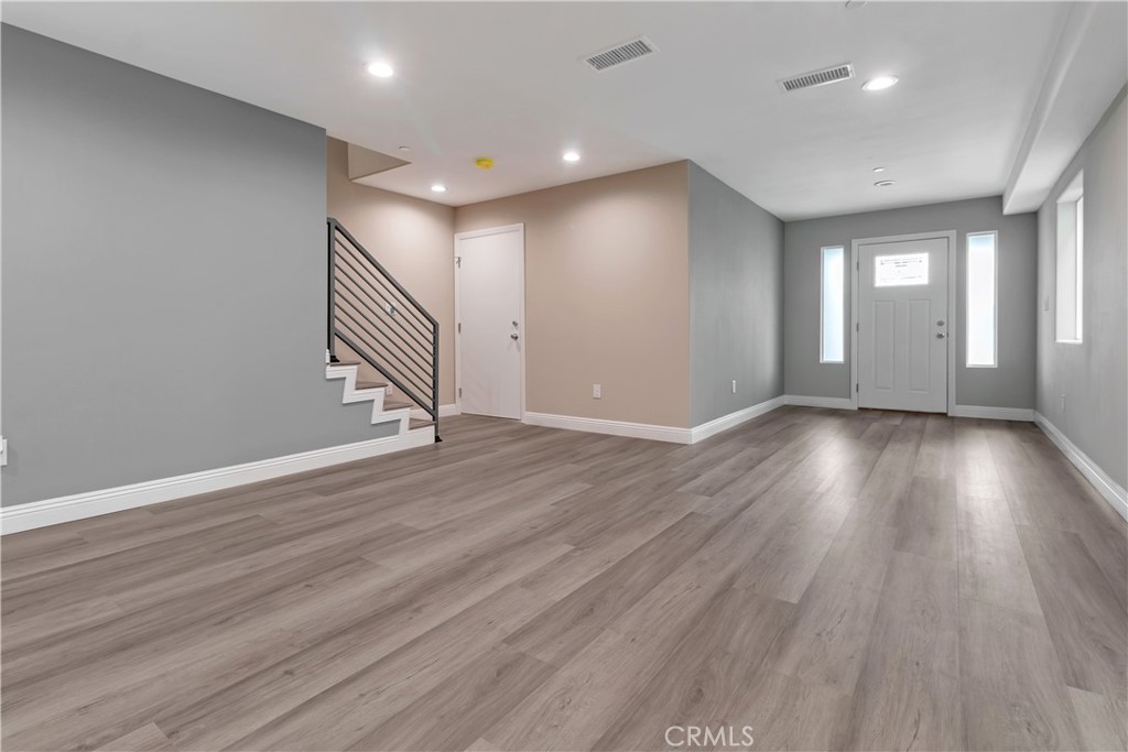 22022 PIONEER BLVD