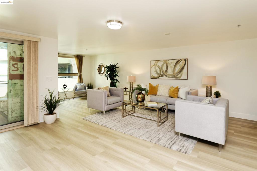 1201 Pine St 315