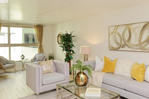 Photo of 1201 Pine St St #315, Oakland, CA 94607 (MLS # 41109226)