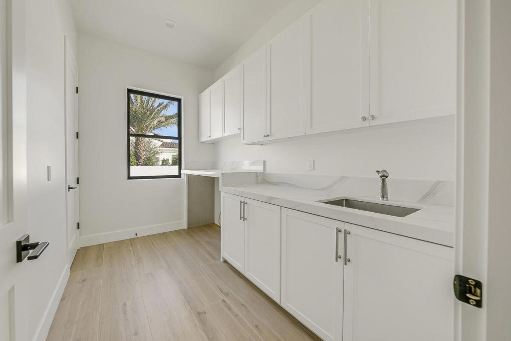Rancho 49 - Residential