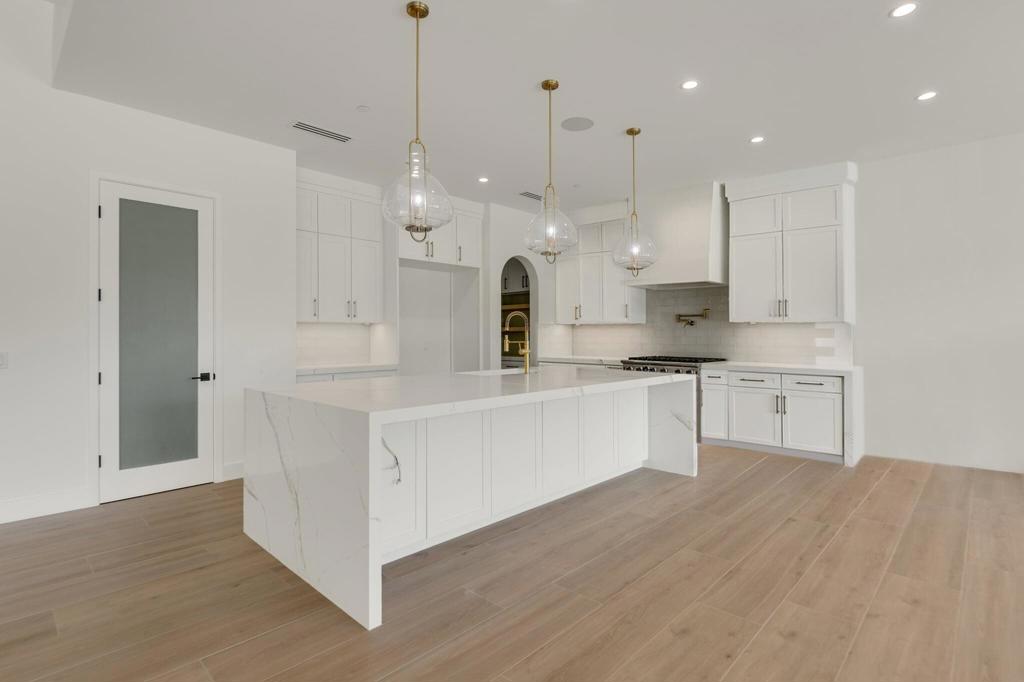 Rancho 49 - Residential