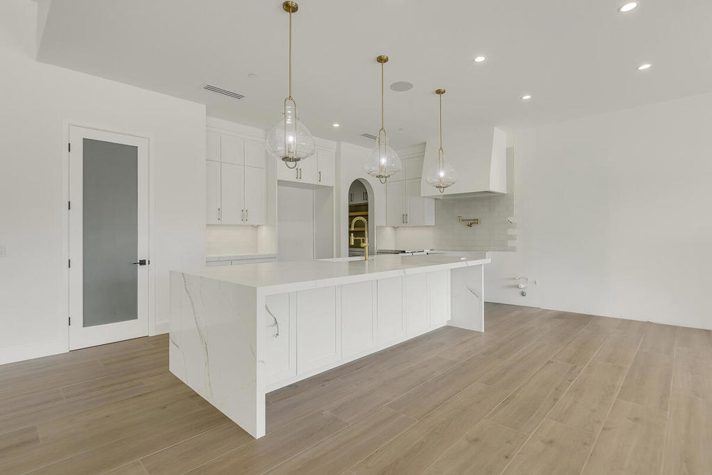 Rancho 49 - Residential