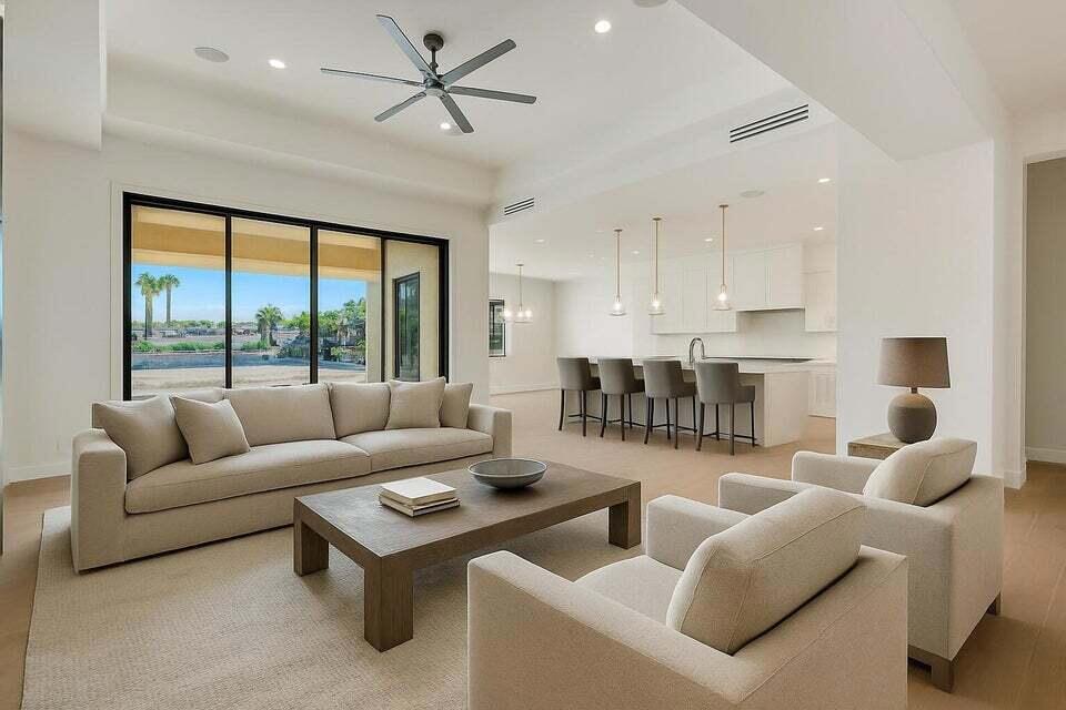Rancho 49 - Residential