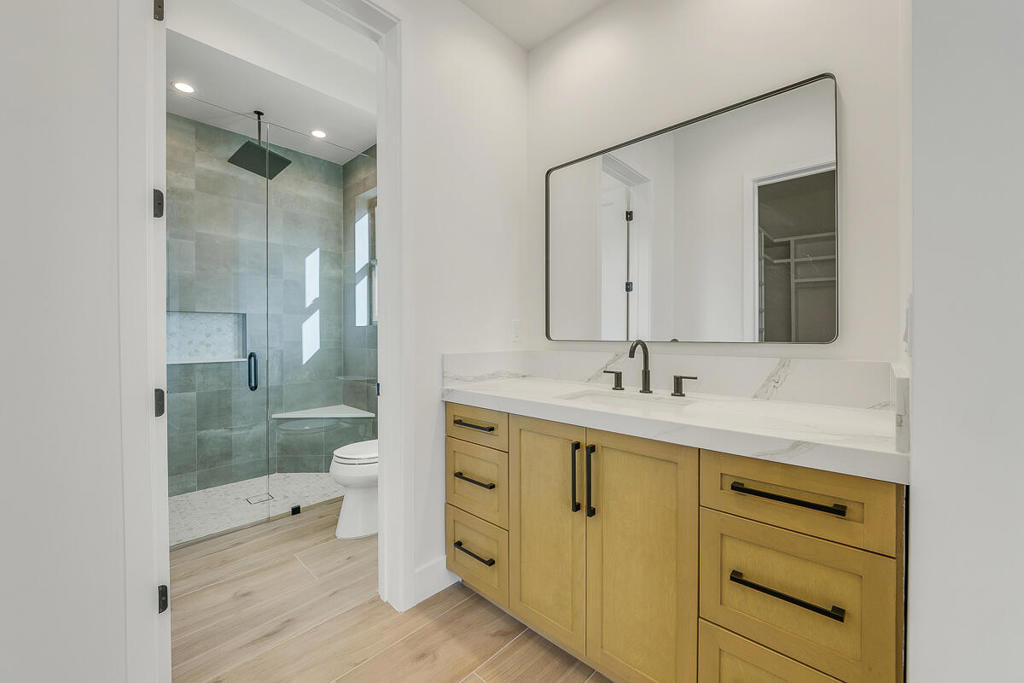 Rancho 49 - Residential