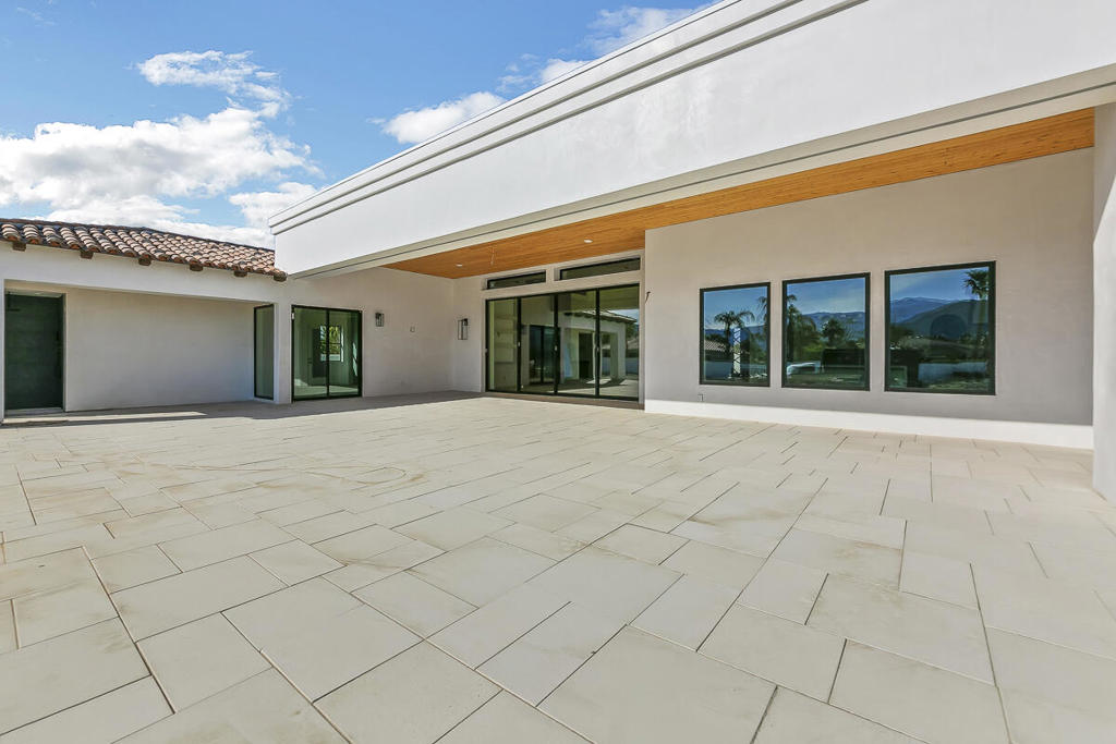 Rancho 49 - Residential