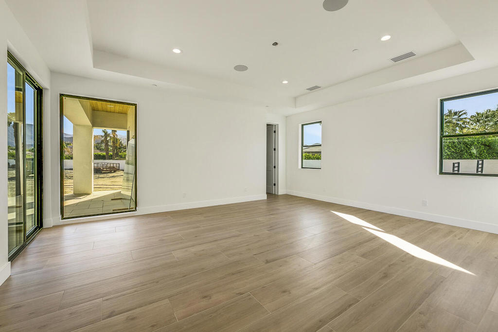 Rancho 49 - Residential