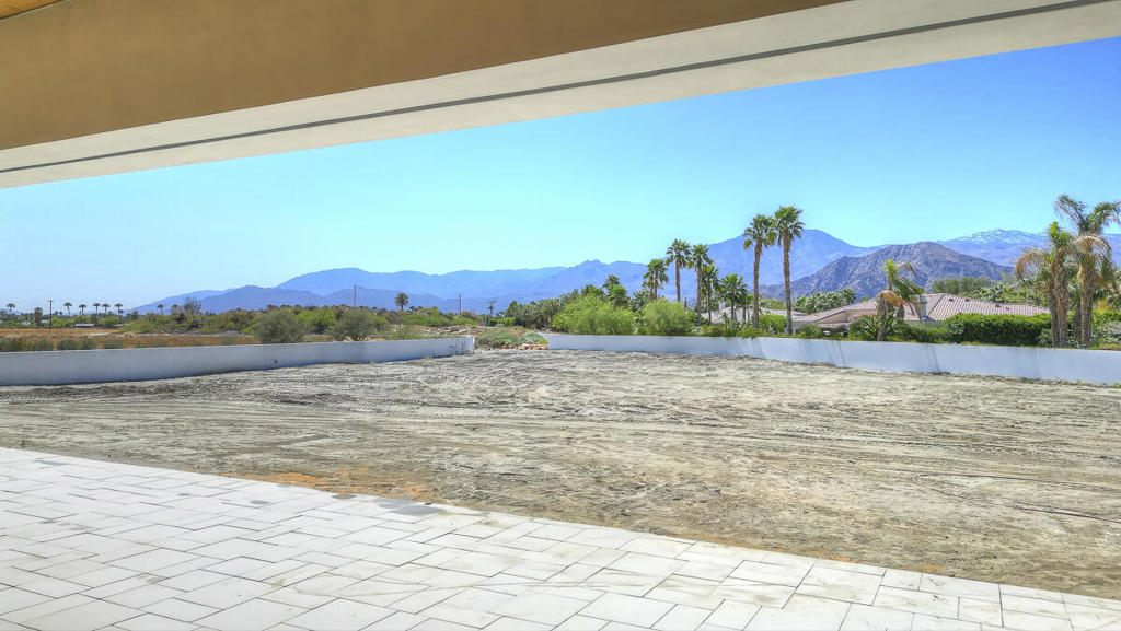 Rancho 49 - Residential