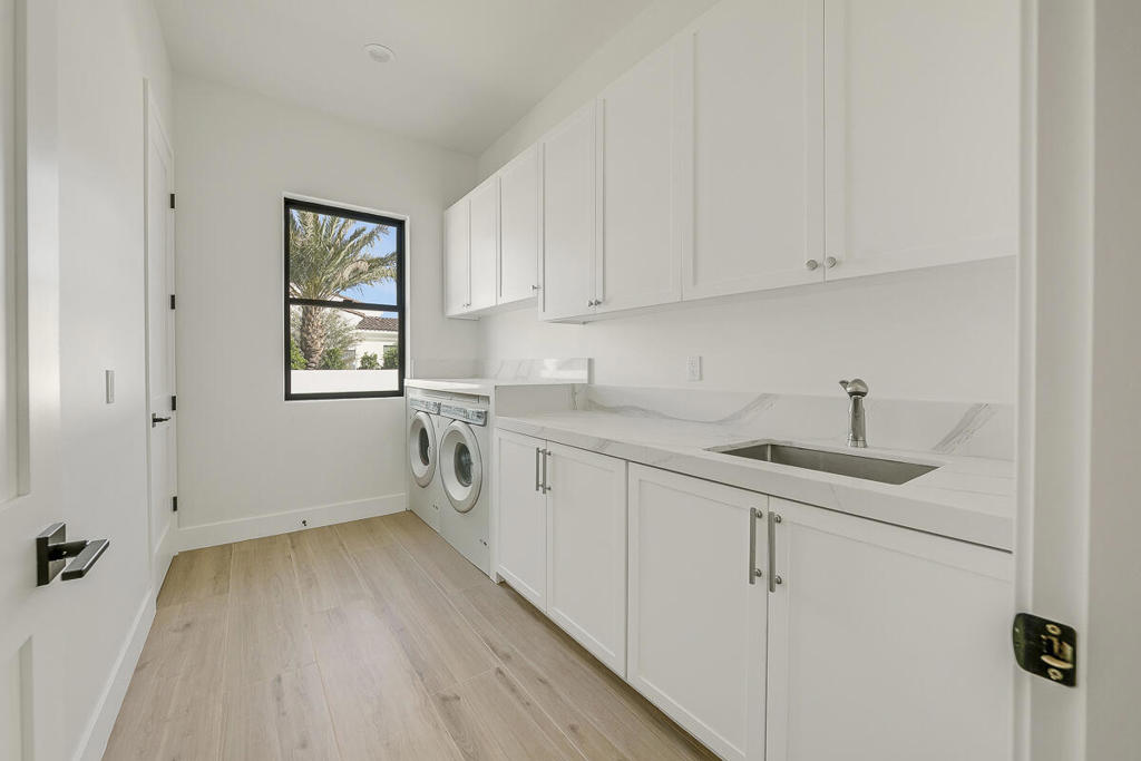 Rancho 49 - Residential