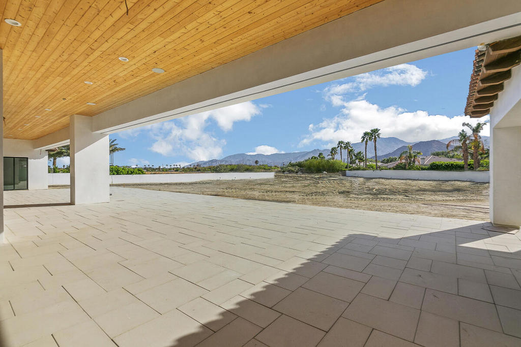 Rancho 49 - Residential