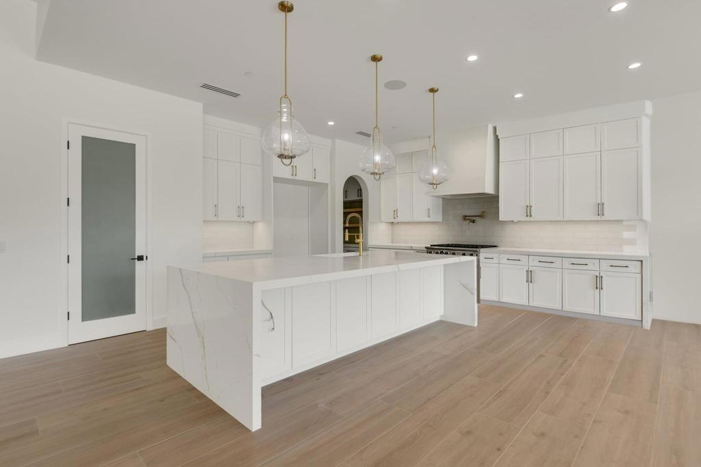Rancho 49 - Residential