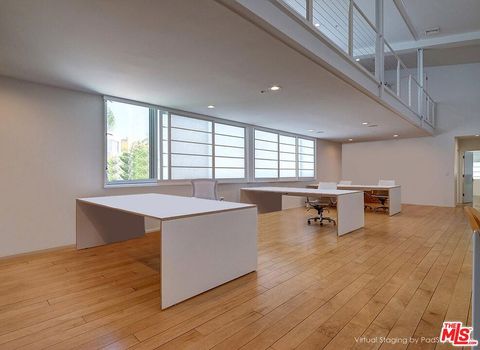 Tiny photo for 2100 Abbot Kinney Boulevard #7, Venice, CA 90291 (MLS # 25602179)