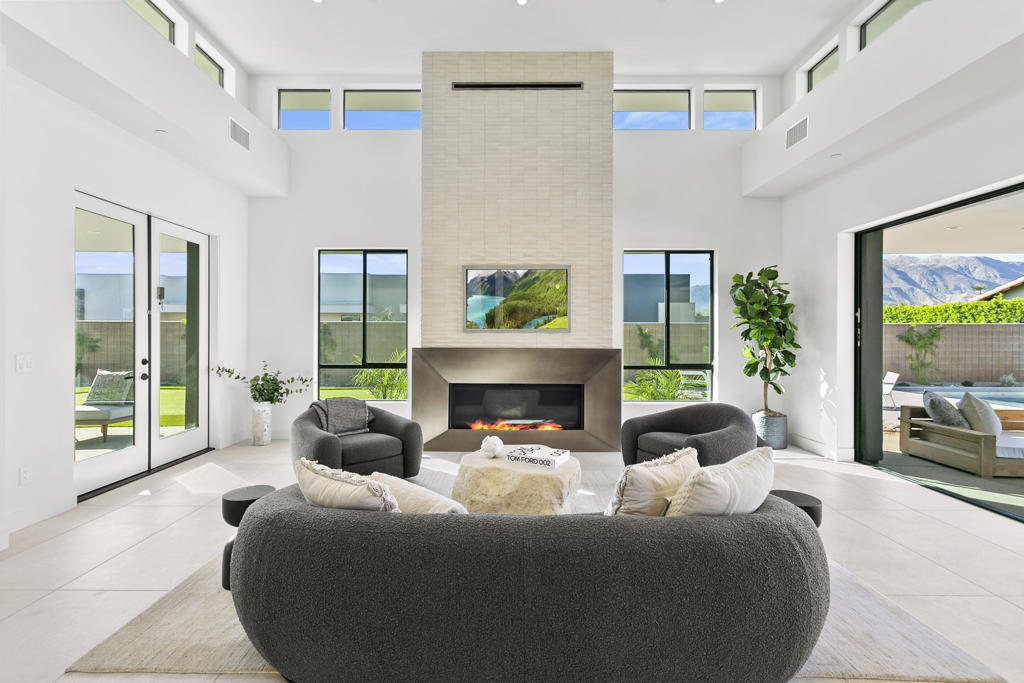 Revelle at Clancy Ln - Residential