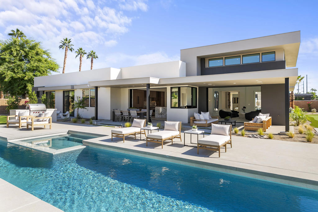 Revelle at Clancy Ln - Residential