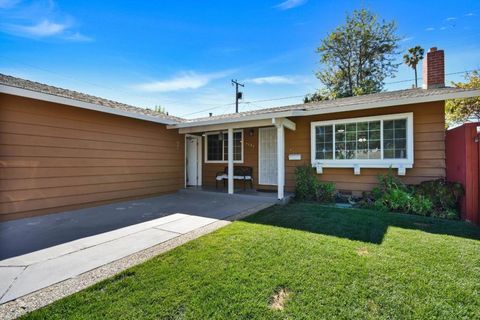 Photo of 5191 Roeder Rd, San Jose, CA 95111 (MLS # ML82040228)