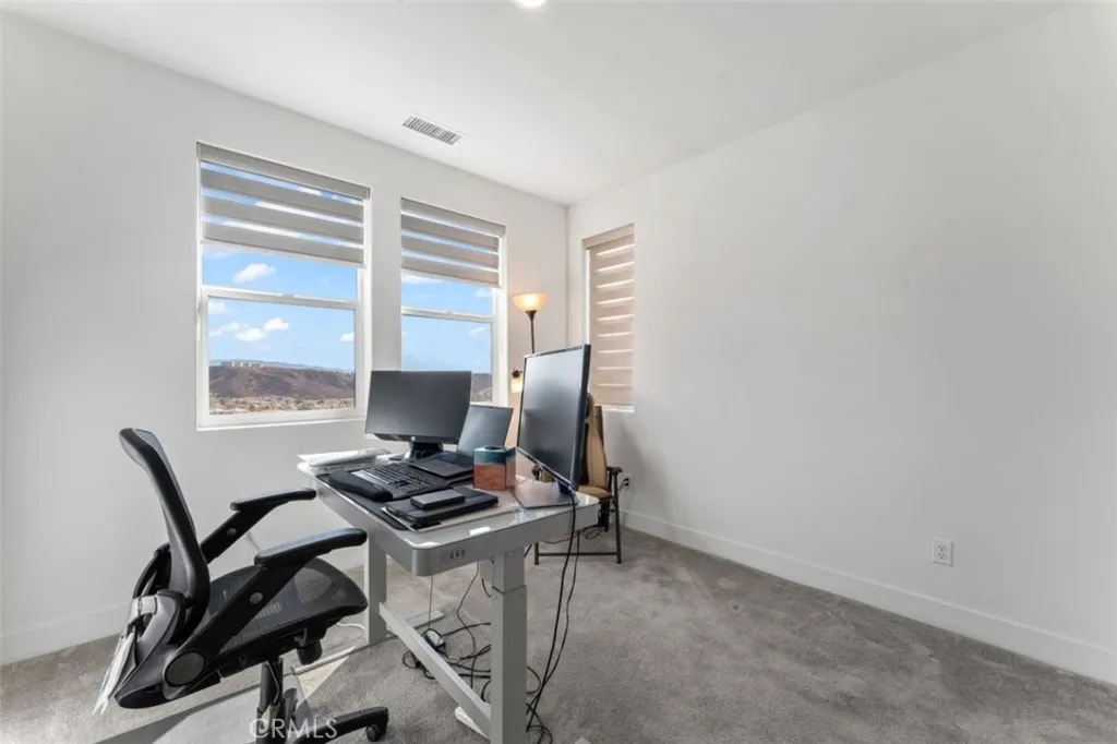 Saugus, California 91350, United States, 5 Bedrooms Bedrooms, ,3 BathroomsBathrooms,Residential,Active,179505