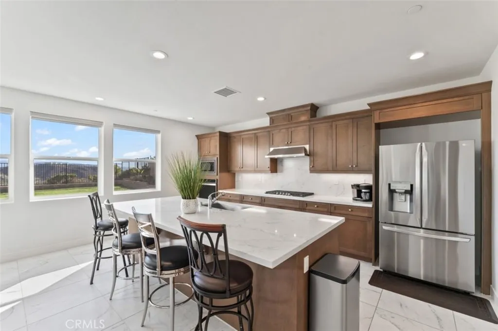 Saugus, California 91350, United States, 5 Bedrooms Bedrooms, ,3 BathroomsBathrooms,Residential,Active,179505