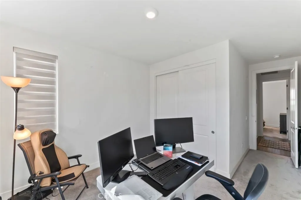 Saugus, California 91350, United States, 5 Bedrooms Bedrooms, ,3 BathroomsBathrooms,Residential,Active,179505