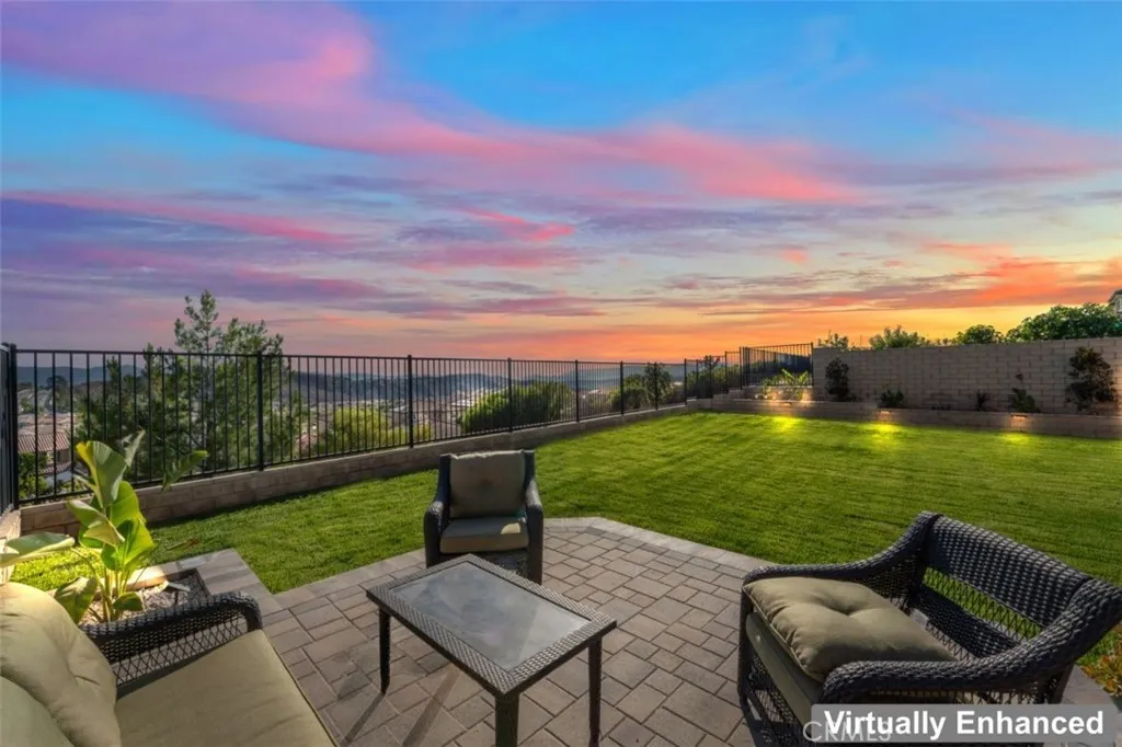 Saugus, California 91350, United States, 5 Bedrooms Bedrooms, ,3 BathroomsBathrooms,Residential,Active,179505