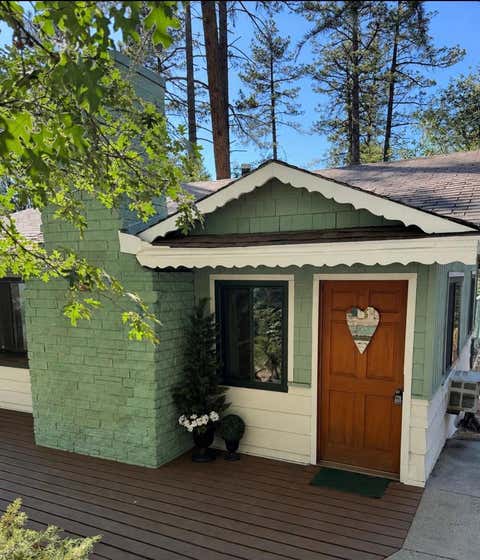 Photo of 53480 Tollgate Road, Idyllwild, CA 92549 (MLS # 219149695DA)