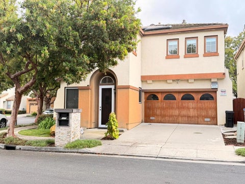 Photo of 2772 Vineyard Park Place, San Jose, CA 95148 (MLS # ML82066209)