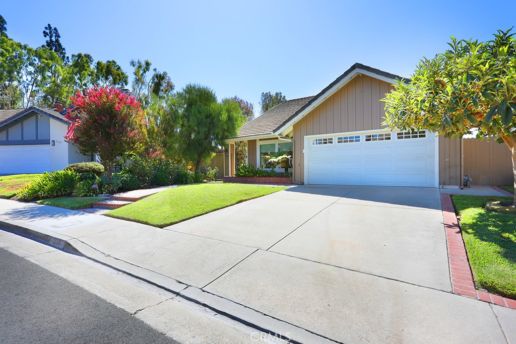238 Hilltop Lane