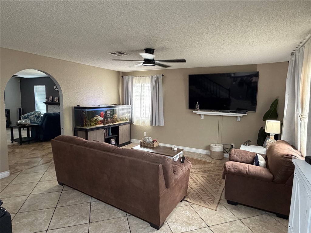 221 Mariposa Trail